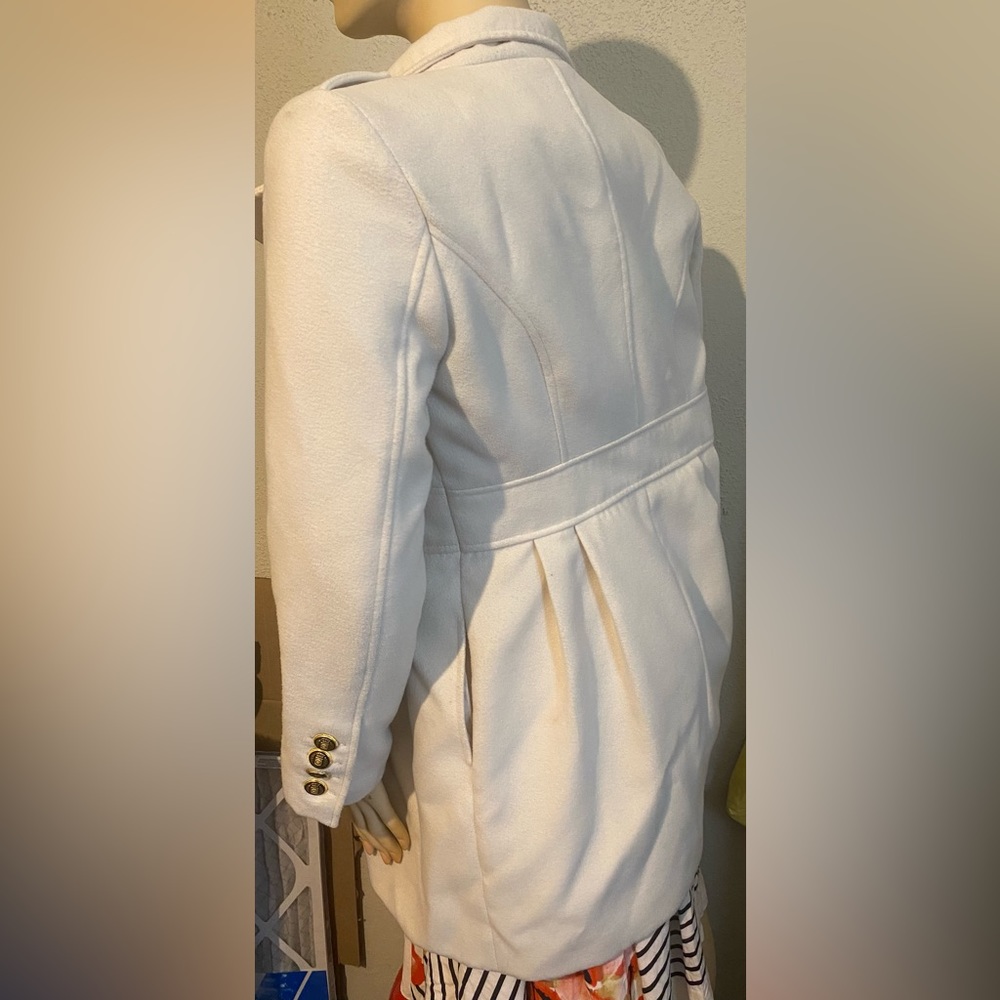 coat - Picture 3 of 16